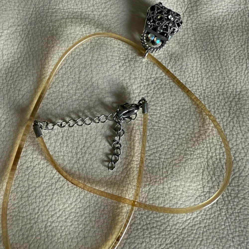 Elegant Silver Pendant Necklace